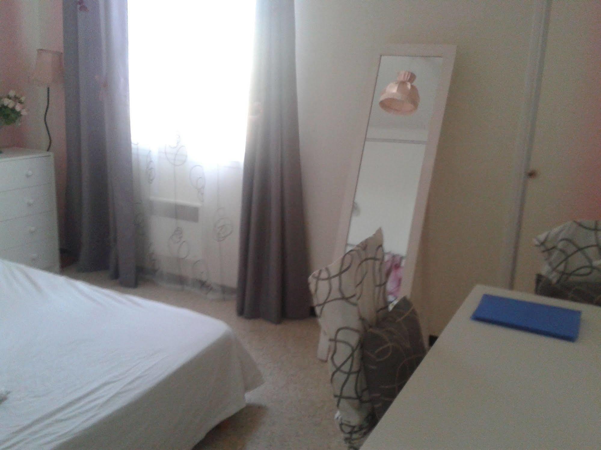 Appartement La Plage En Provence Le Pradet Luaran gambar